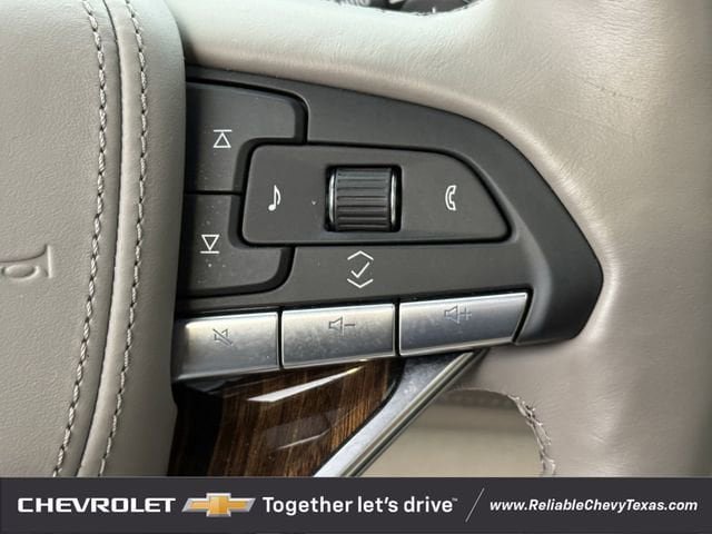 Used 2023 Cadillac Escalade Premium Luxury Platinum AWD/4WD image 15