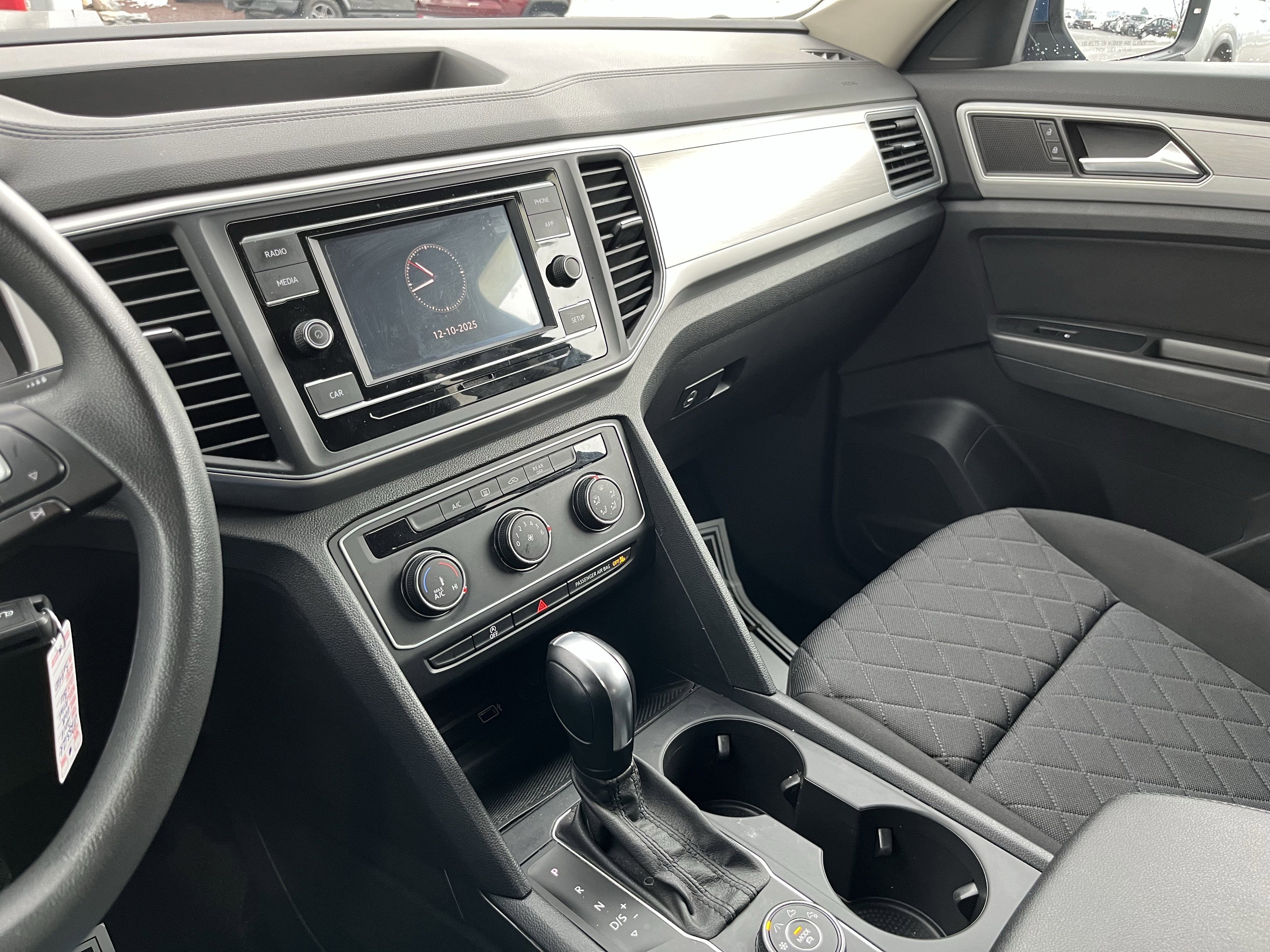 Used 2019 Volkswagen Atlas S w/ Towing Package image 27