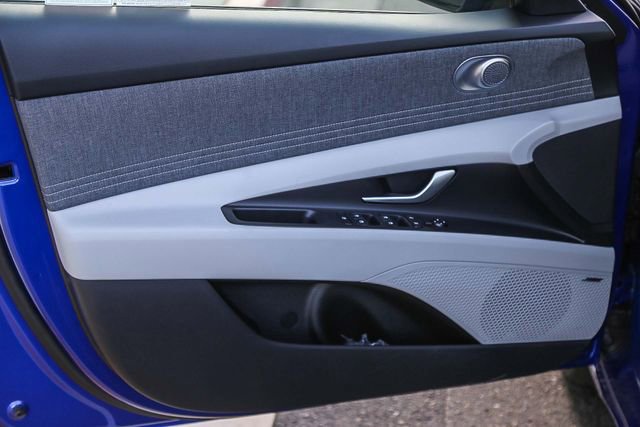 New 2026 Hyundai Elantra Limited FWD image 24