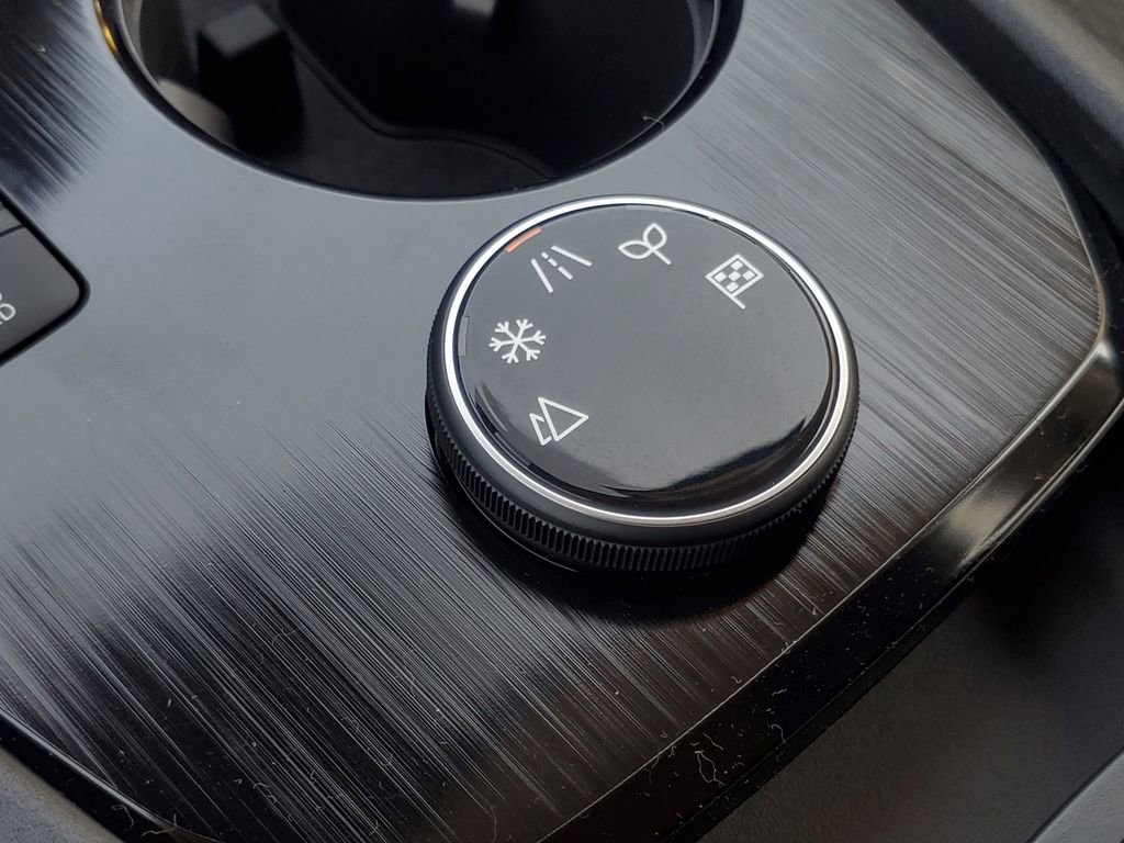 New 2026 Nissan Rogue SV image 25