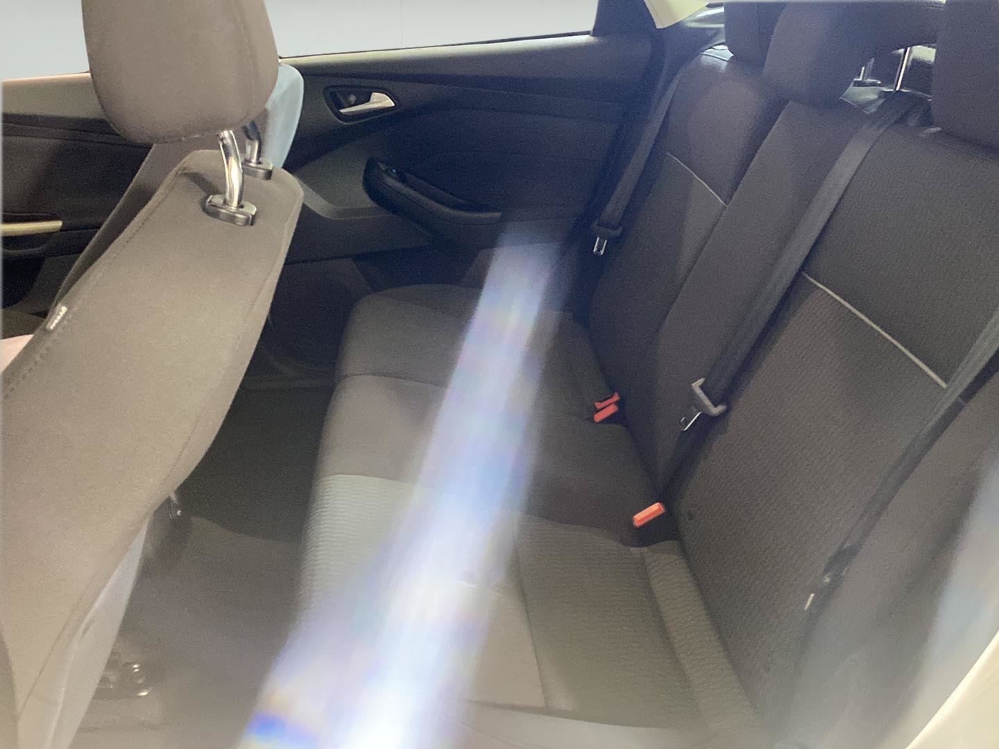Used 2012 Ford Focus SEL FWD image 26