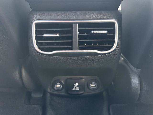 Used 2022 Hyundai Santa Fe Calligraphy image 18