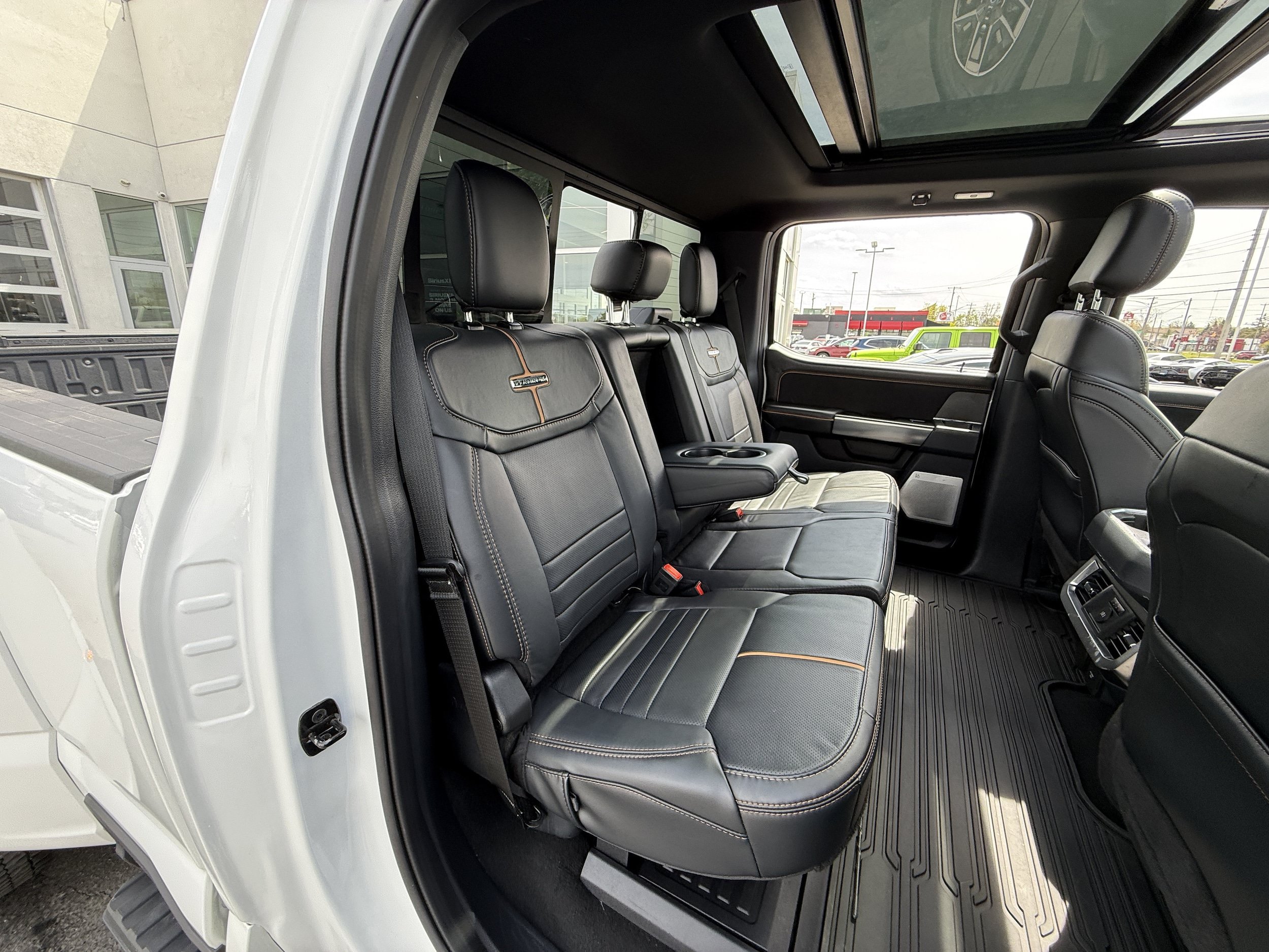 Used 2024 Ford F450 Platinum w/ FX4 Off-Road Package AWD/4WD image 29