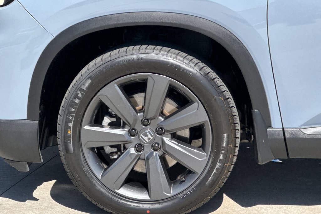 Certified 2024 Honda Pilot Sport image 34