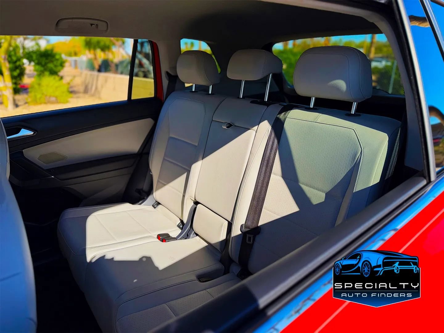 Used 2018 Volkswagen Tiguan SE AWD/4WD image 15