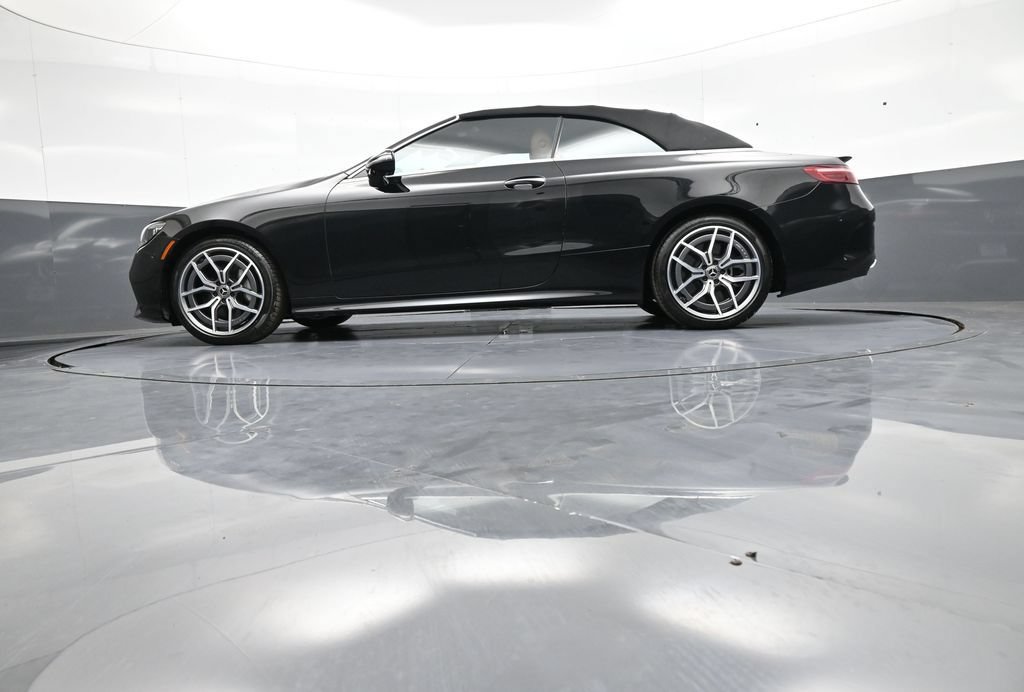 Used 2023 Mercedes-Benz E 450 4MATIC Cabriolet image 39