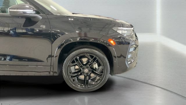 New 2026 Volkswagen Tiguan SE R-Line AWD/4WD image 24