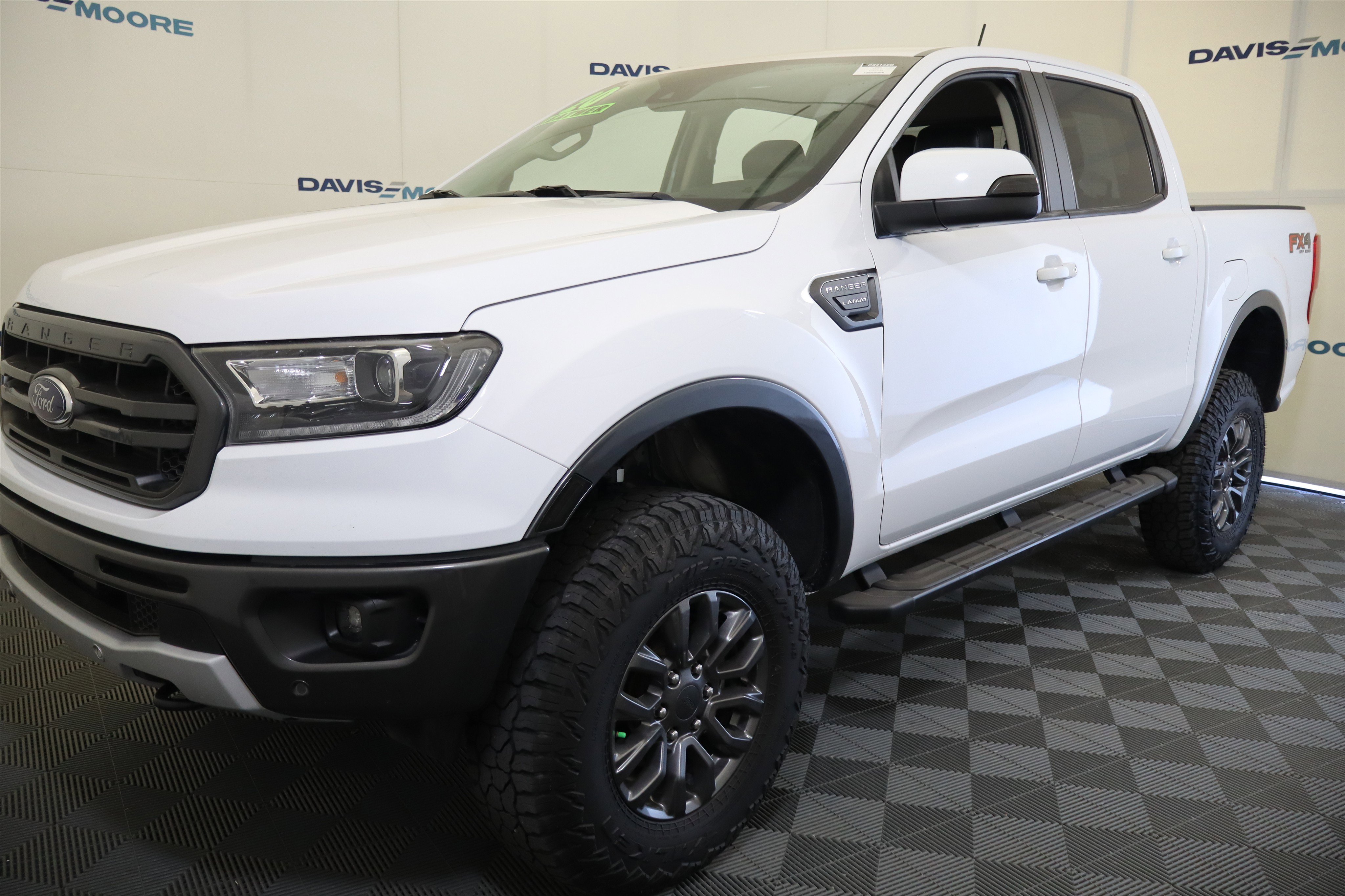 Used 2020 Ford Ranger Lariat w/ Equipment Group 501A Mid image 12