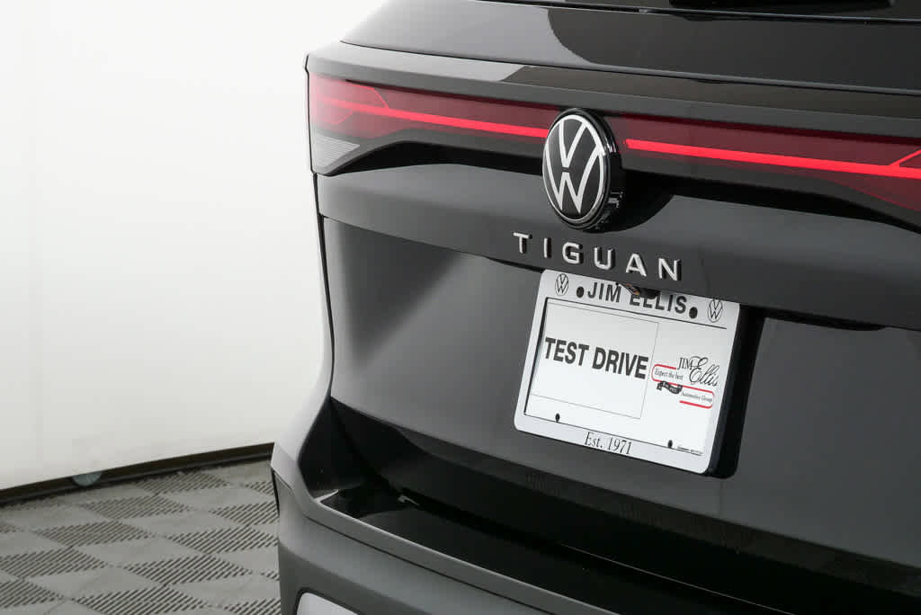 New 2026 Volkswagen Tiguan S FWD image 33