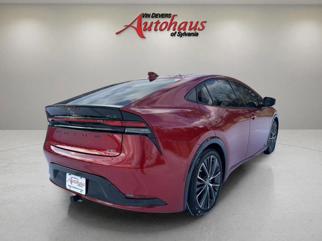 Used 2023 Toyota Prius XLE image 8