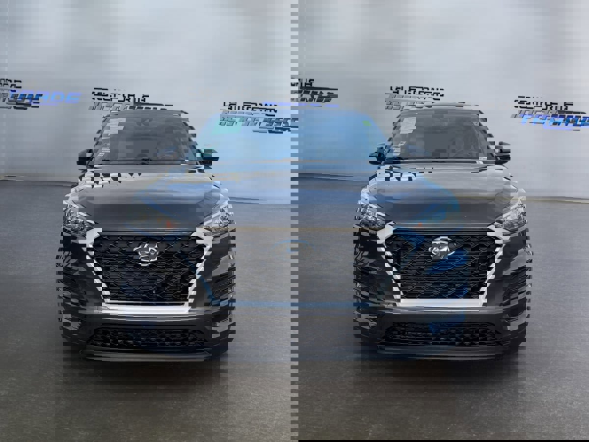 Used 2020 Hyundai Tucson SE image 2