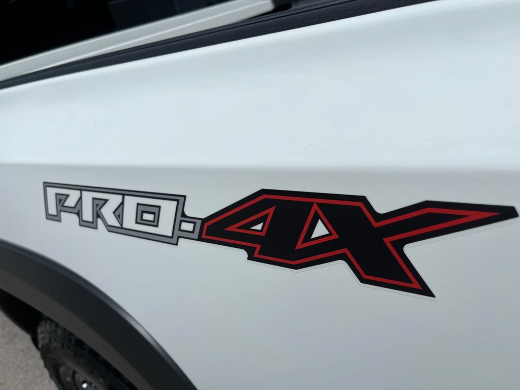 New 2026 Nissan Frontier PRO-4X w/ Pro Premium Package AWD/4WD image 39