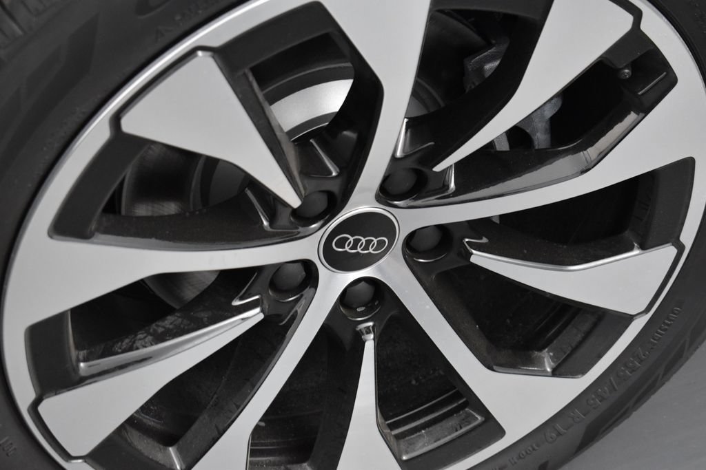 New 2026 Audi Q3 quattro 2.0T AWD/4WD image 22