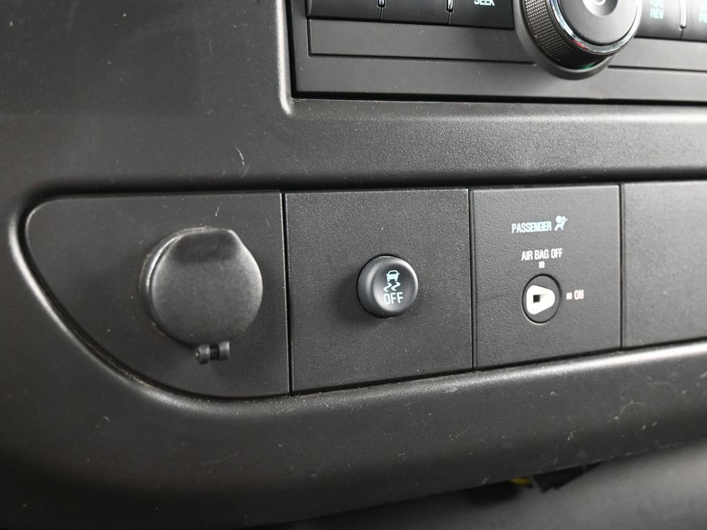 Used 2024 Chevrolet Express 2500 w/ Driver Convenience Package image 23