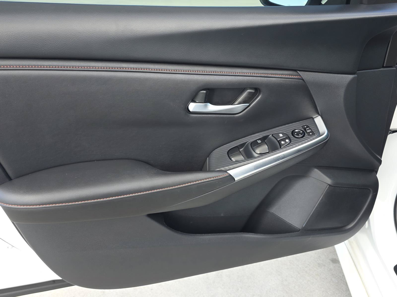 Used 2024 Nissan Sentra SR FWD image 14