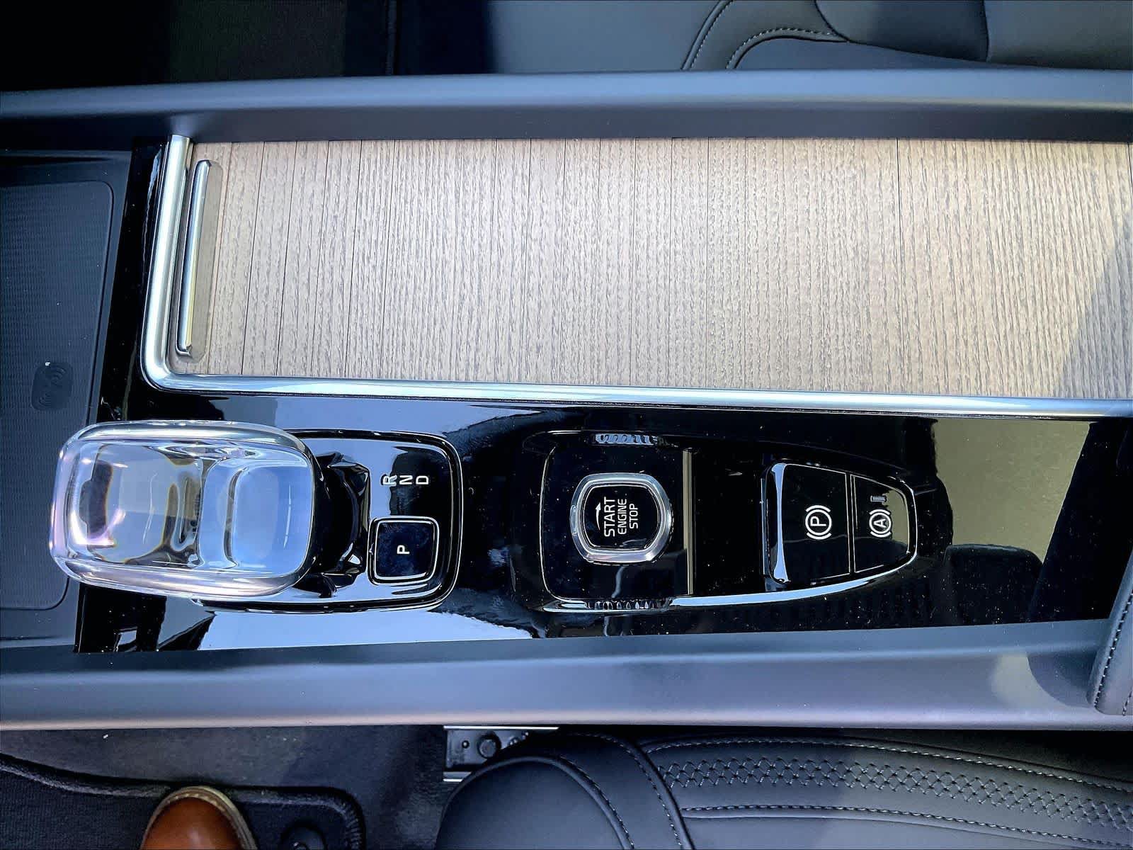 New 2026 Volvo XC60 B5 Core AWD/4WD image 10