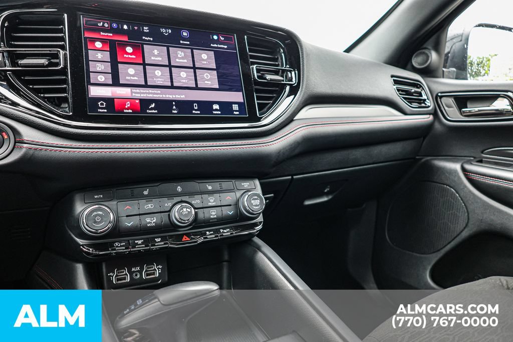 Used 2025 Dodge Durango GT RWD image 39