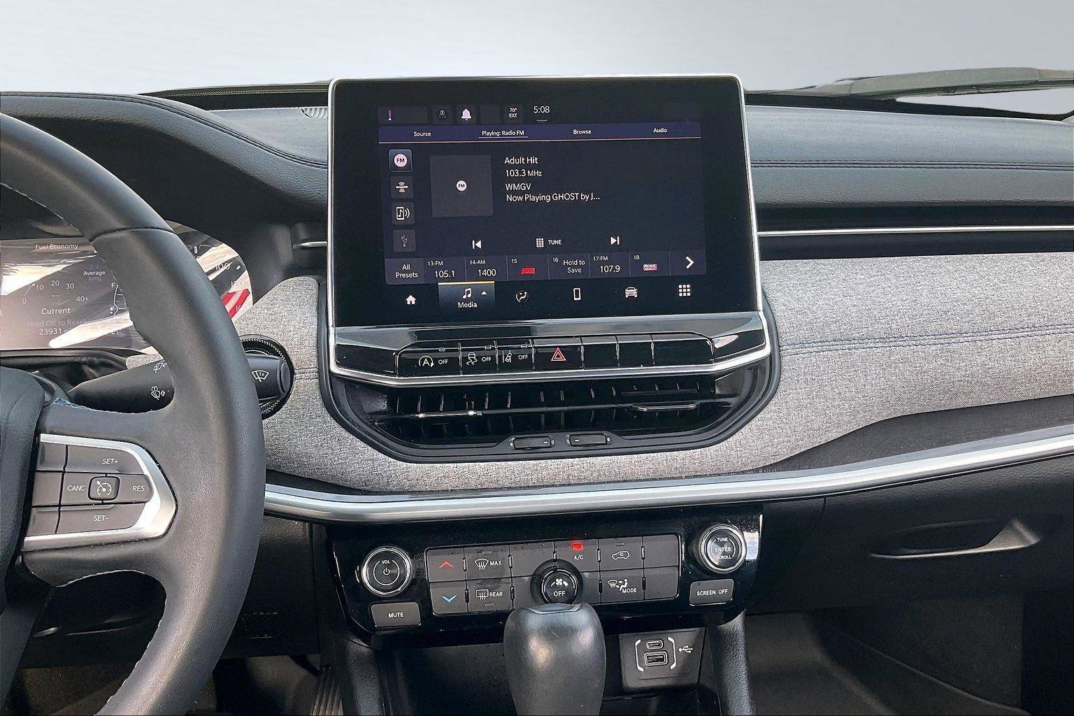 Used 2022 Jeep Compass Latitude image 7