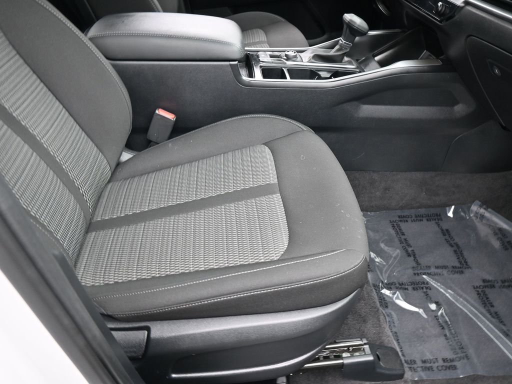 Used 2025 Kia Sorento LX image 40