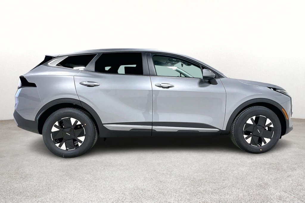 New 2026 Kia Sportage LX FWD image 7