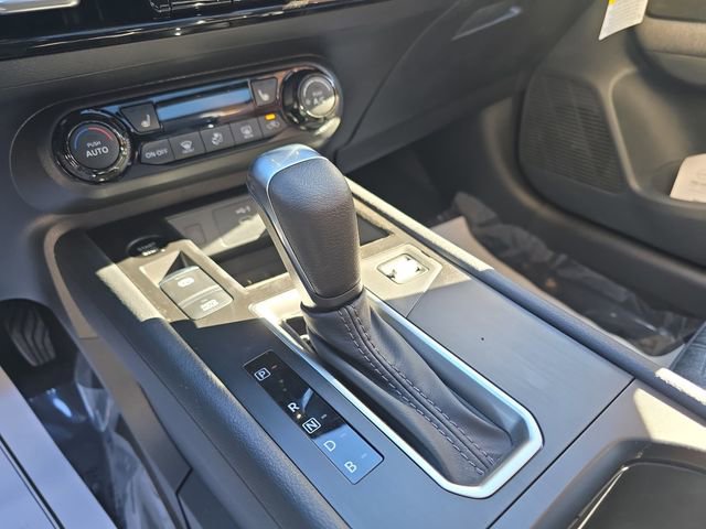 New 2026 Nissan Kicks SV w/ SV Premium Package image 33