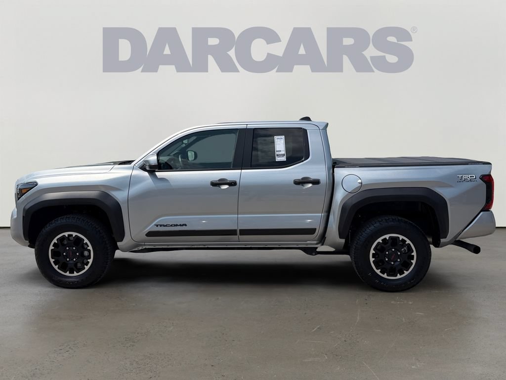 Used 2024 Toyota Tacoma TRD Off-Road w/ TRD Off Road Upgrade Package AWD/4WD image 4