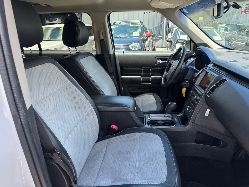 Used 2012 Ford Flex Titanium w/ Trailer Tow Pkg Class III FWD image 13