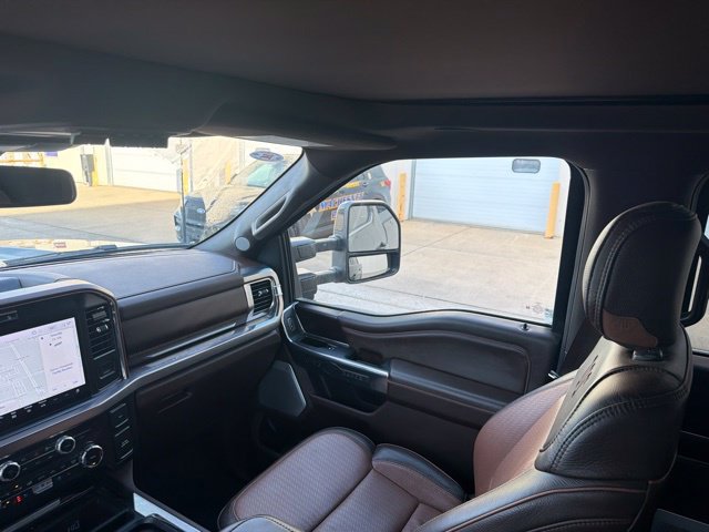 Used 2025 Ford F250 King Ranch w/ FX4 Off-Road Package AWD/4WD image 19