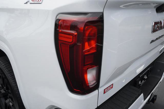 Used 2023 GMC Sierra 1500 Elevation w/ Elevation Premium Package image 39