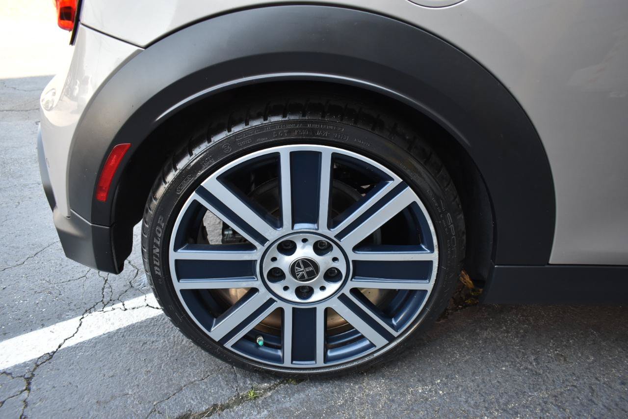Used 2022 MINI Cooper S w/ Driver Assistance Package FWD image 32