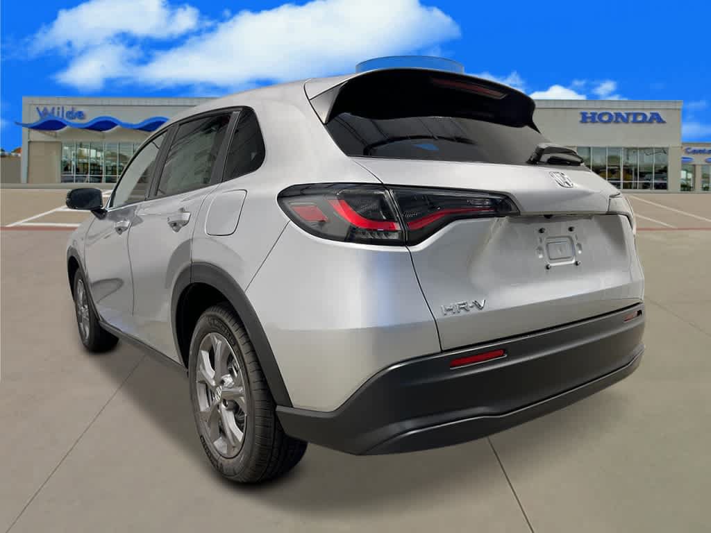 New 2027 Honda HR-V LX image 3