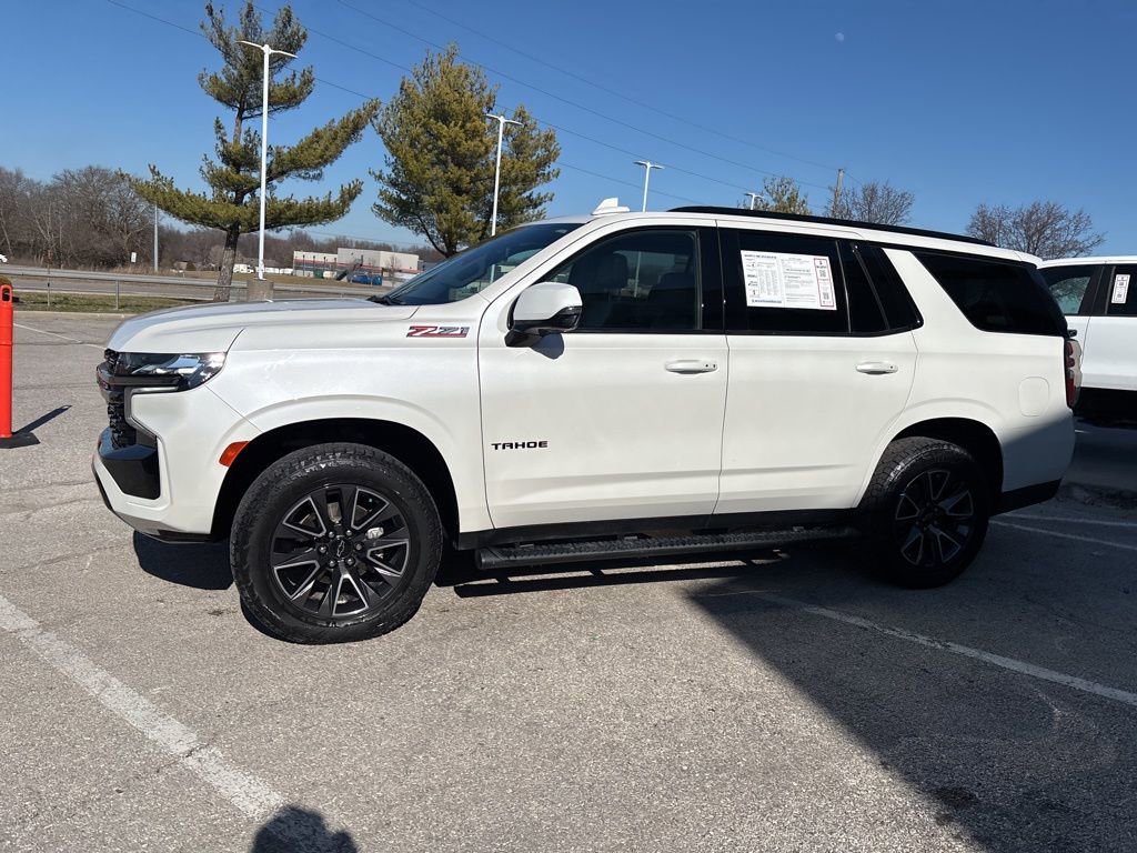 Used 2022 Chevrolet Tahoe Z71 w/ Luxury Package AWD/4WD image 17