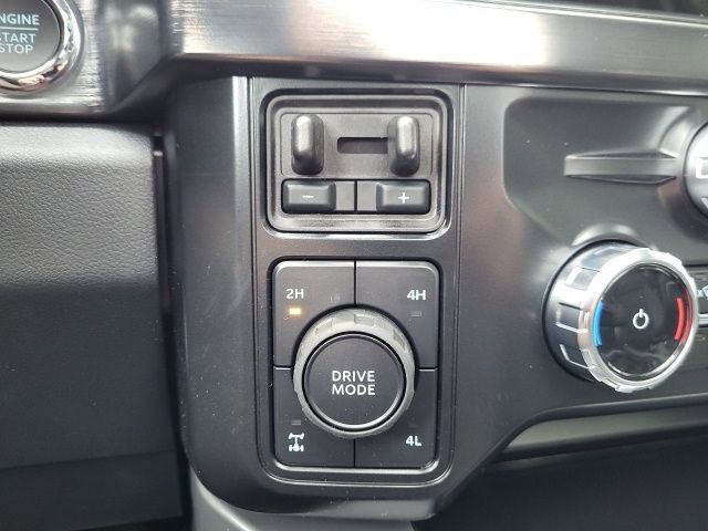 New 2026 Ford F350 Lariat w/ Black Appearance Package image 25