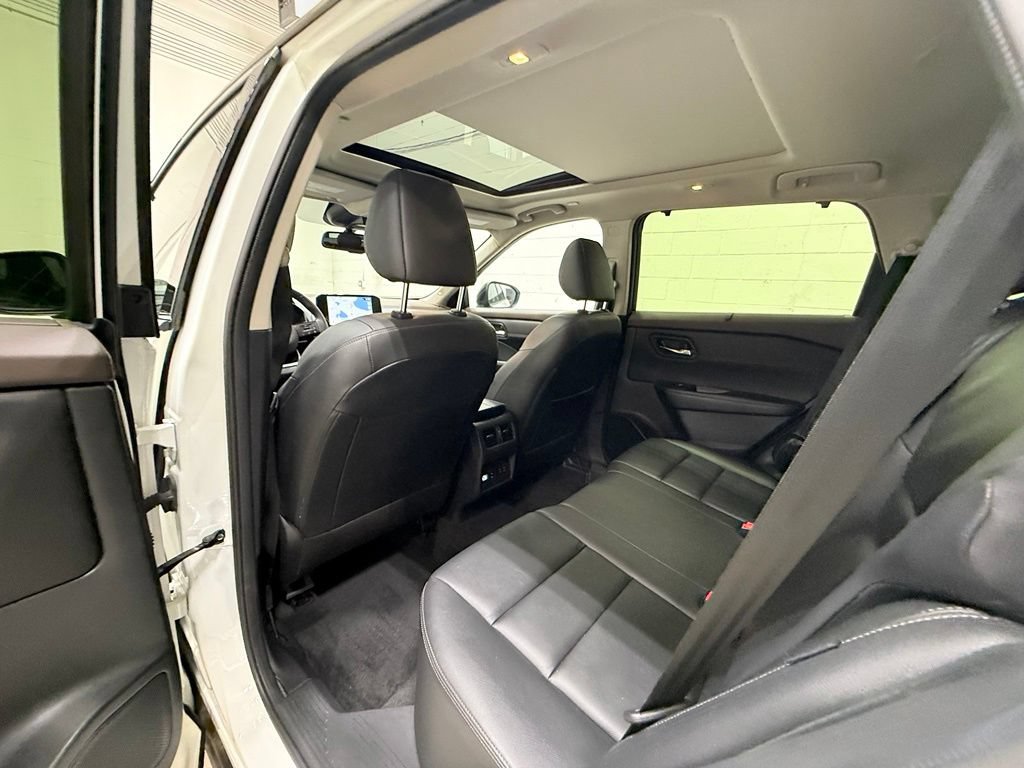 Used 2023 Nissan Rogue SL w/ SL Premium Package AWD/4WD image 38