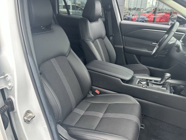 Certified 2025 MAZDA CX-50 AWD 2.5 S w/ Cargo Package image 27