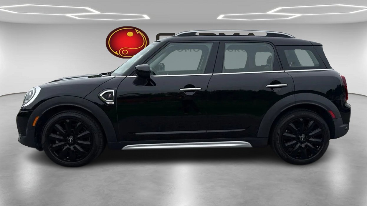 Used 2022 MINI Cooper Countryman S FWD image 2