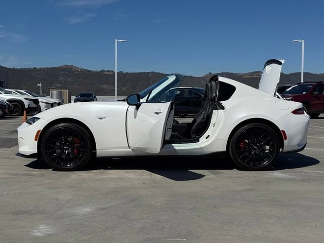 Certified 2024 MAZDA MX-5 Miata RF Club w/ Interior Package RWD image 28