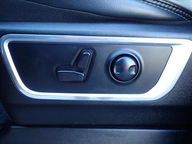 Used 2023 RAM 1500 Laramie AWD/4WD image 10
