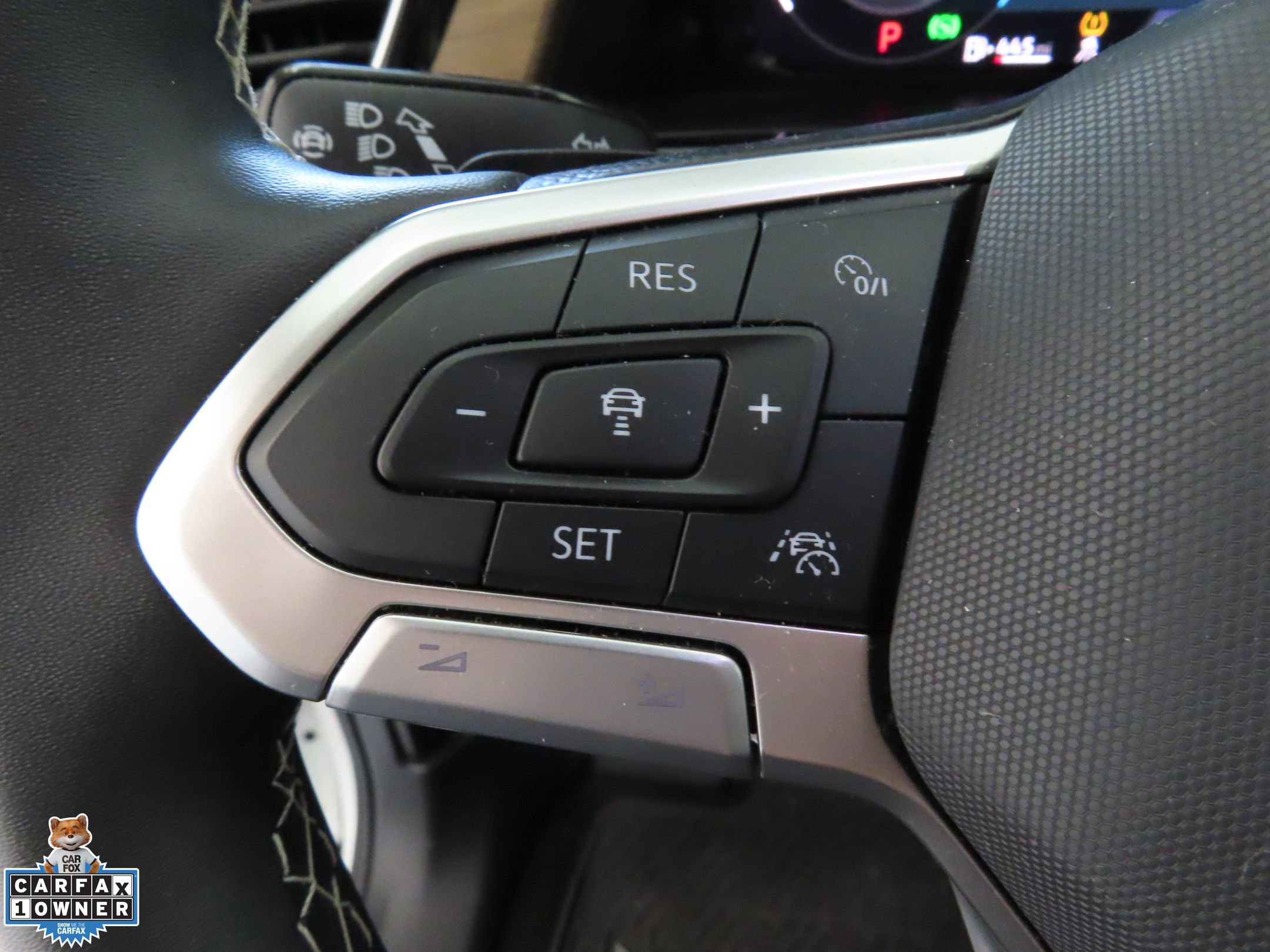 Used 2024 Volkswagen Atlas SE w/ Black Wheel Package FWD image 13