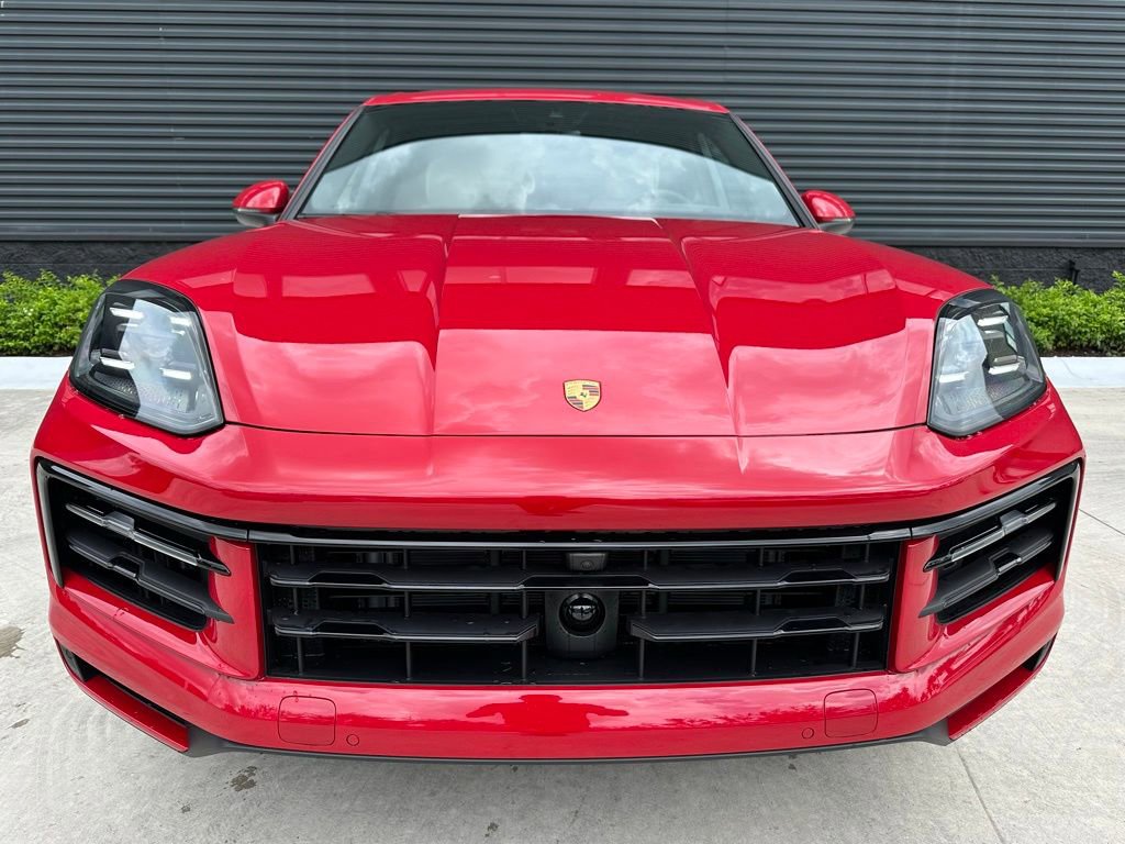 Used 2025 Porsche Cayenne E-Hybrid image 7