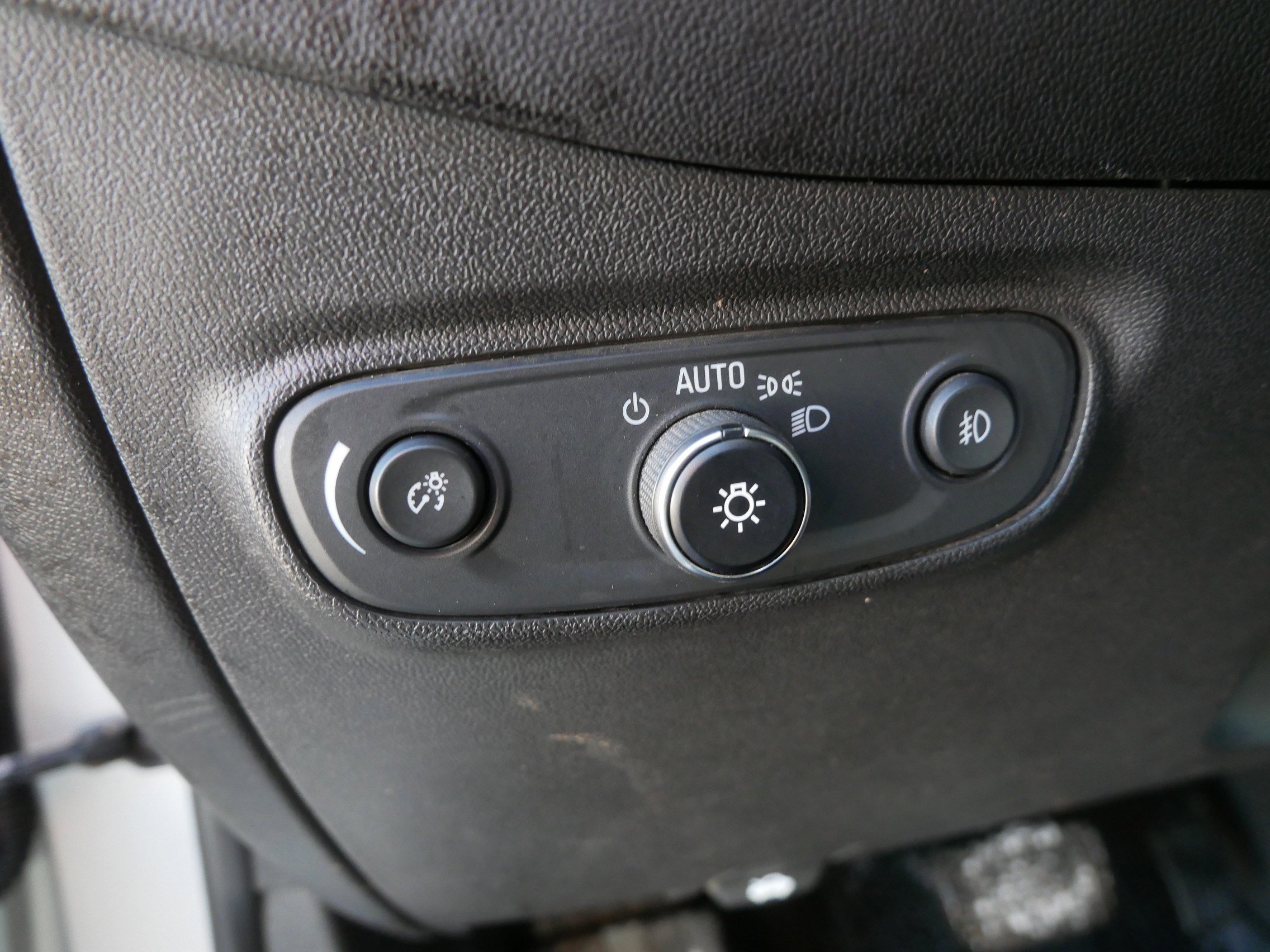 Used 2020 Chevrolet Equinox LT image 20