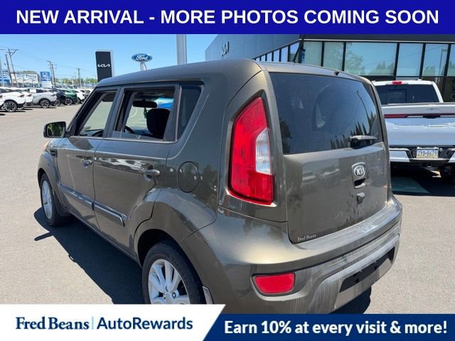 Used 2013 Kia Soul + w/ Audio Pkg FWD image 5