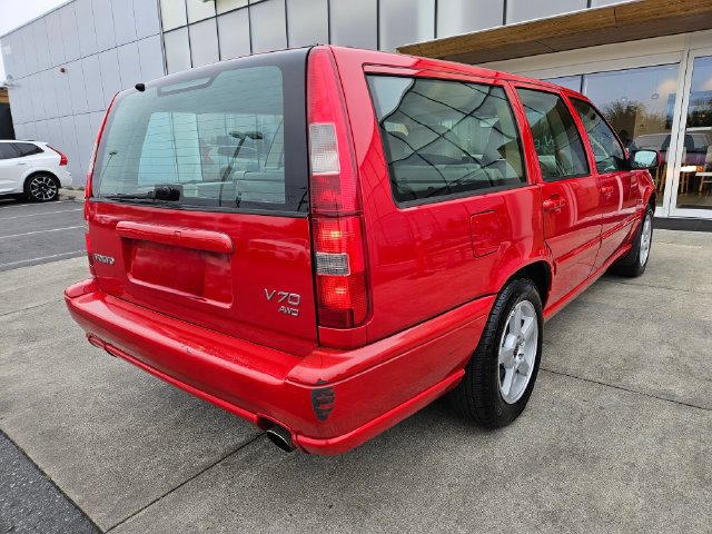 Used 1999 Volvo V70 AWD image 5