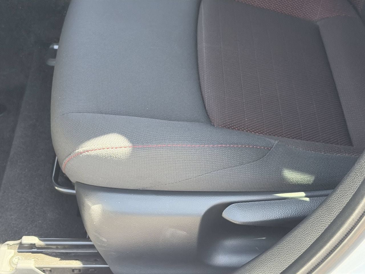 Used 2024 Toyota Corolla SE FWD image 19
