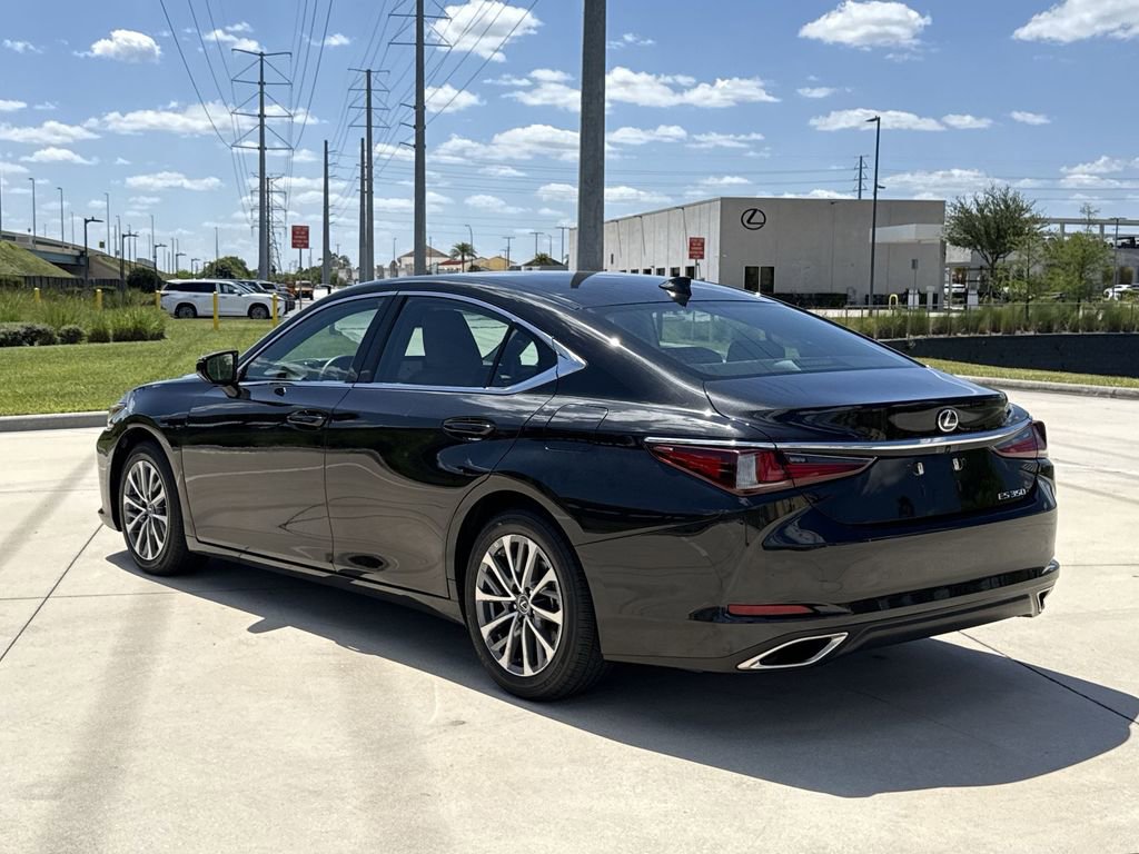 Used 2023 Lexus ES 350 w/ Accessory Package (Z2) FWD image 10