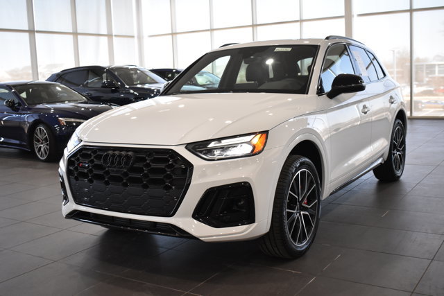 Used 2025 Audi SQ5 Premium Plus w/ Premium Plus Package image 7