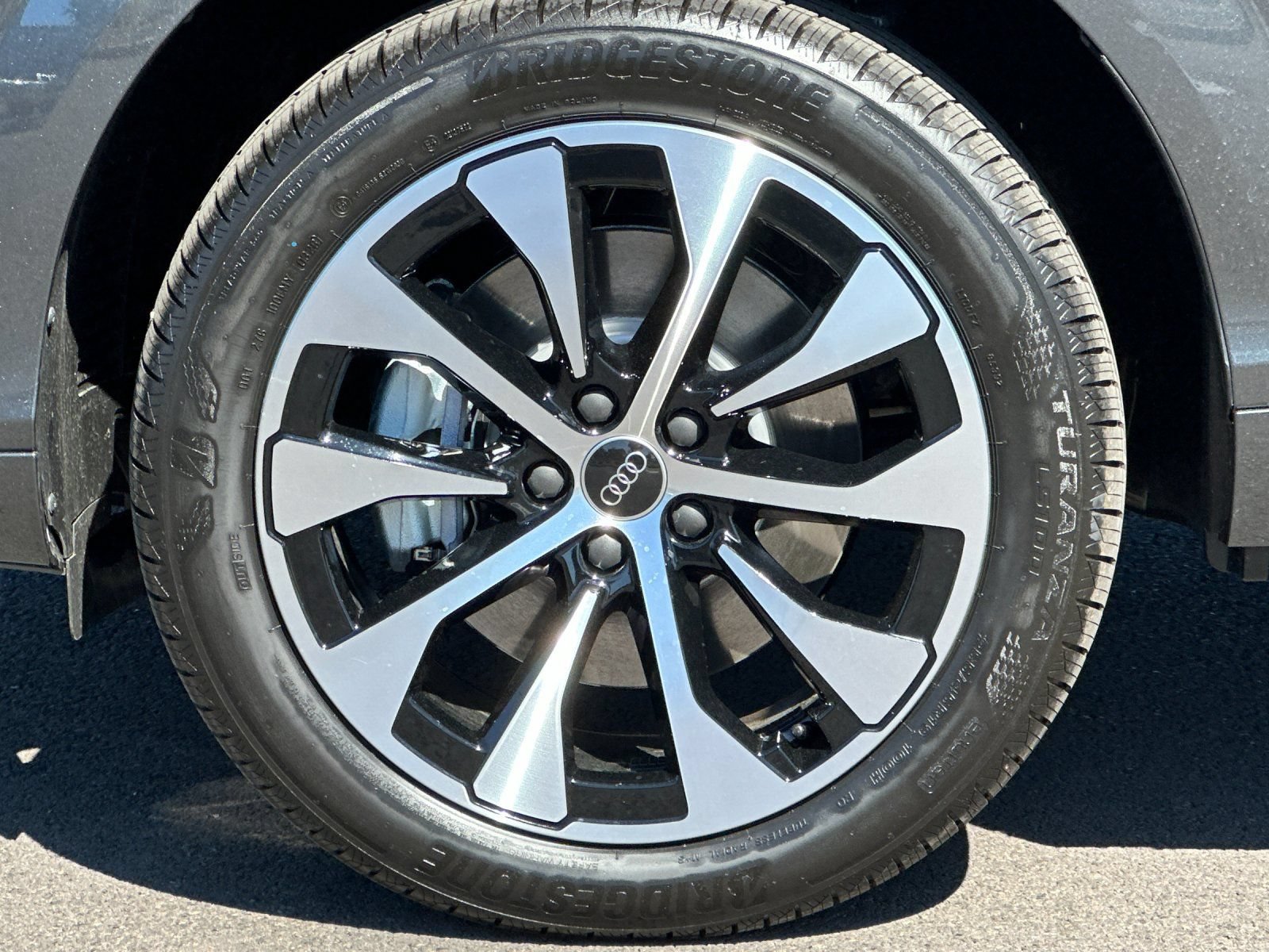New 2026 Audi Q3 quattro 2.0T AWD/4WD image 24