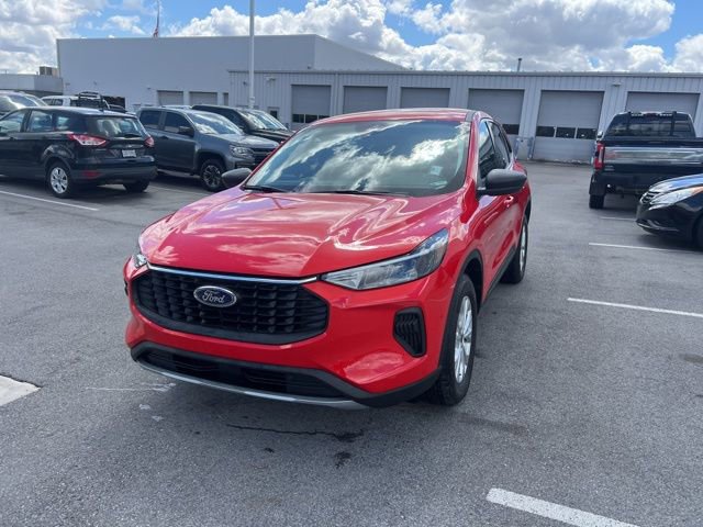 Used 2024 Ford Escape Active AWD/4WD image 4