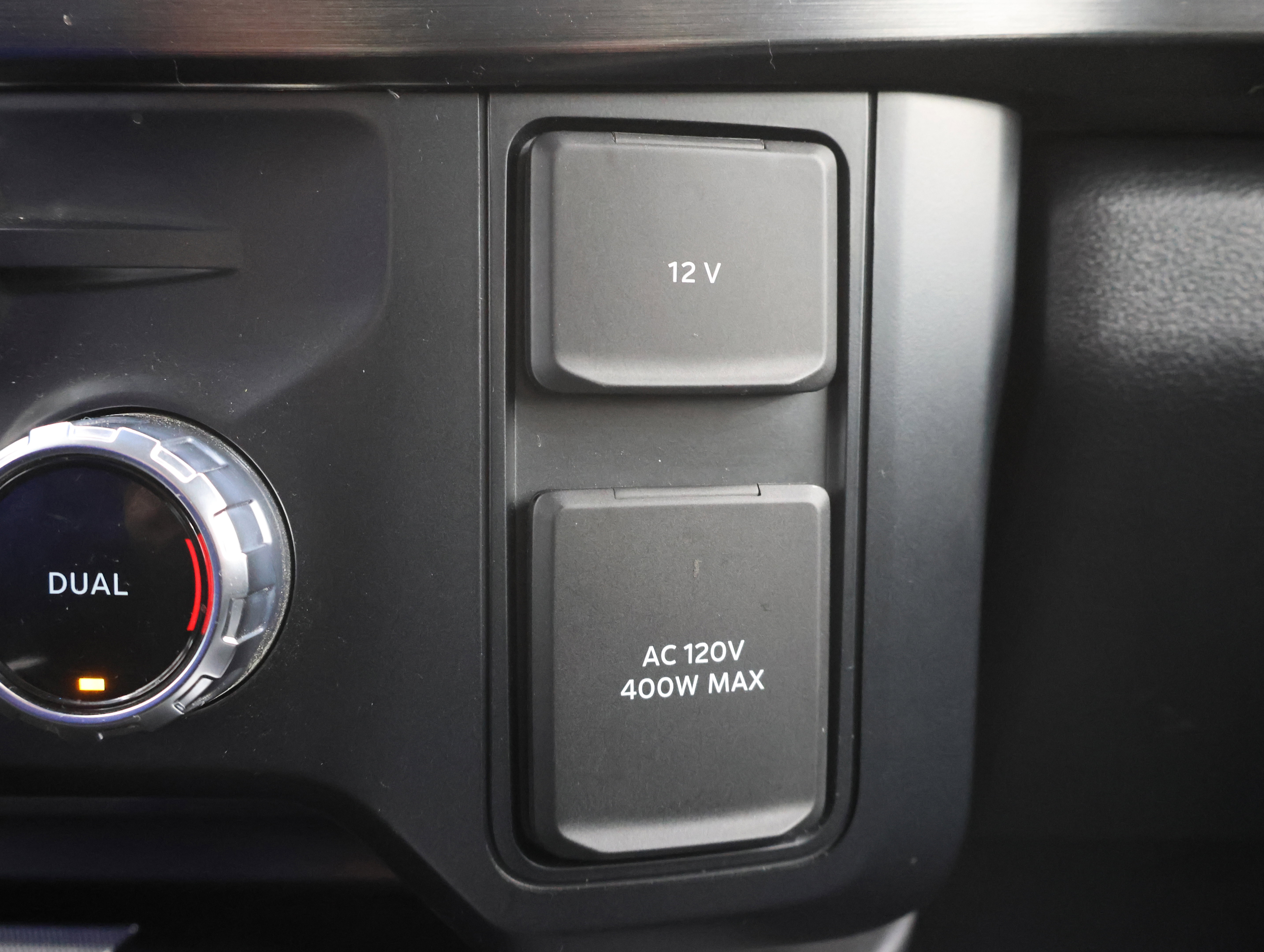 Used 2023 Ford F350 Lariat image 51