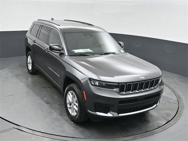 New 2025 Jeep Grand Cherokee L Laredo image 39